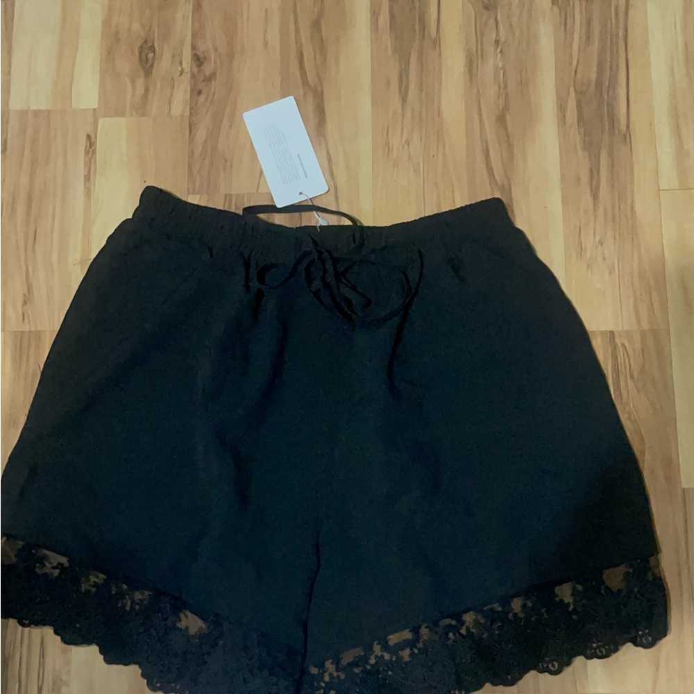 BloomChic Black High Waist Lace Trim Shorts